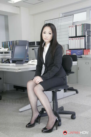 japanese secretary sex